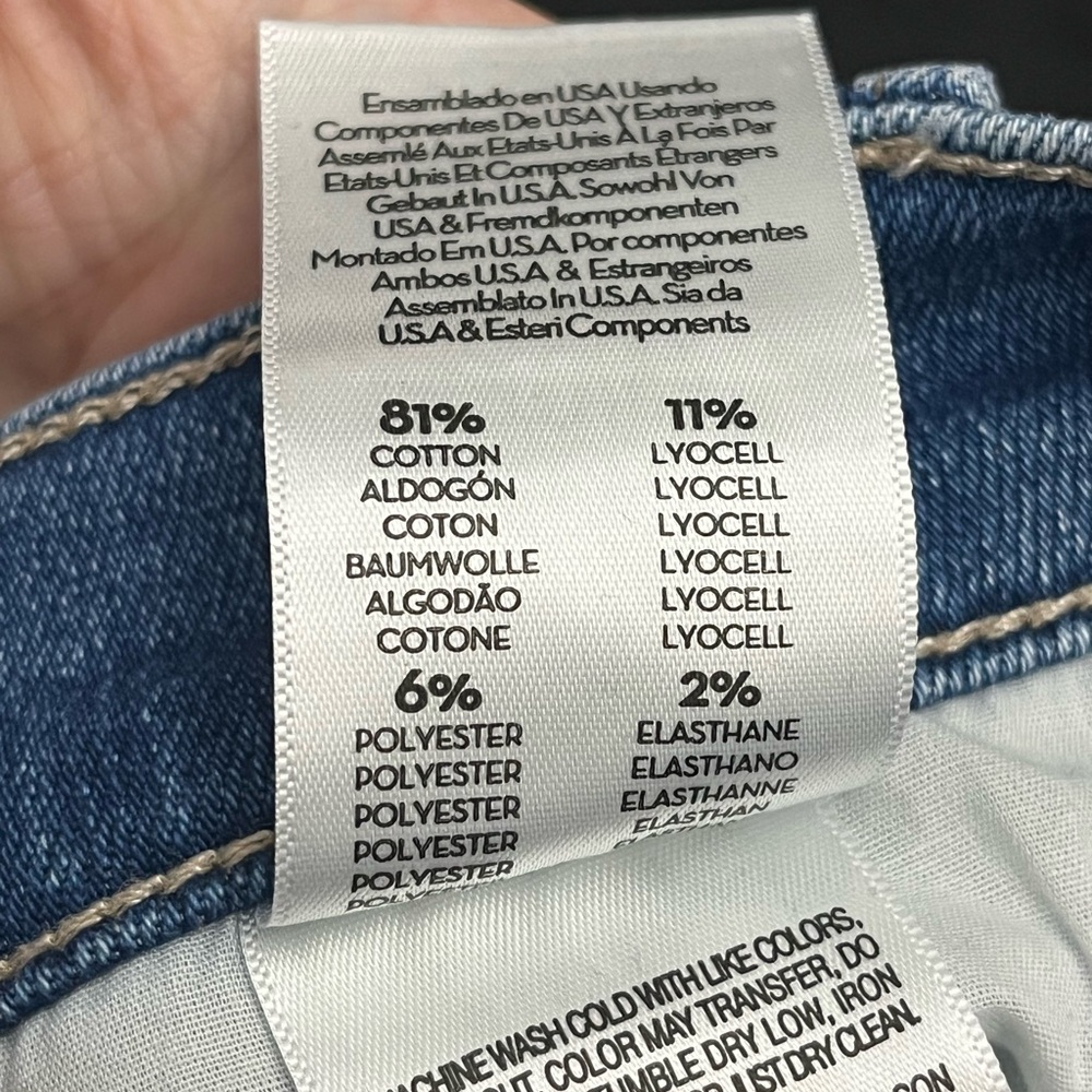 NEW MOTHER The Hustler Ankle Fray Jeans “No Promises” Blue Wash Size 26 - Picture 13 of 14